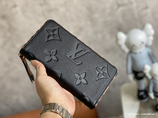 Official oldcobbler LOUIS VUITTON ZIPPY WALLET 0712